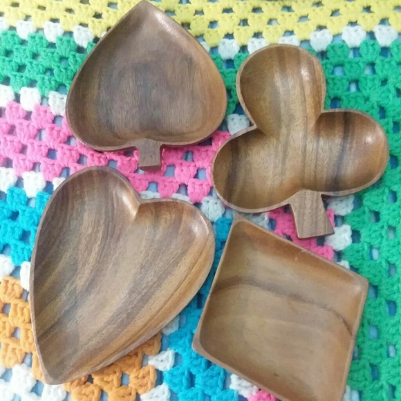 Wooden Card Suit Set of 4 - Picture 2 of 9